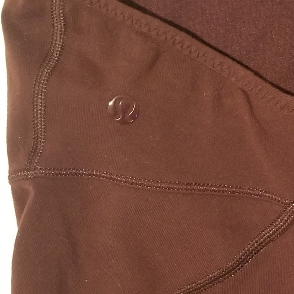 Lululemon Racerback Workout Tank Top 8 - Picture 3 of 3